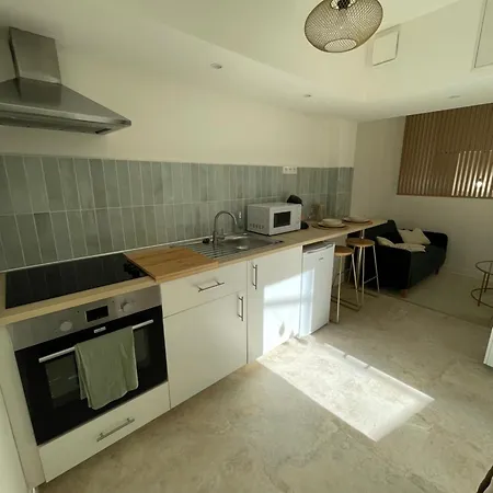 Auma Apartment